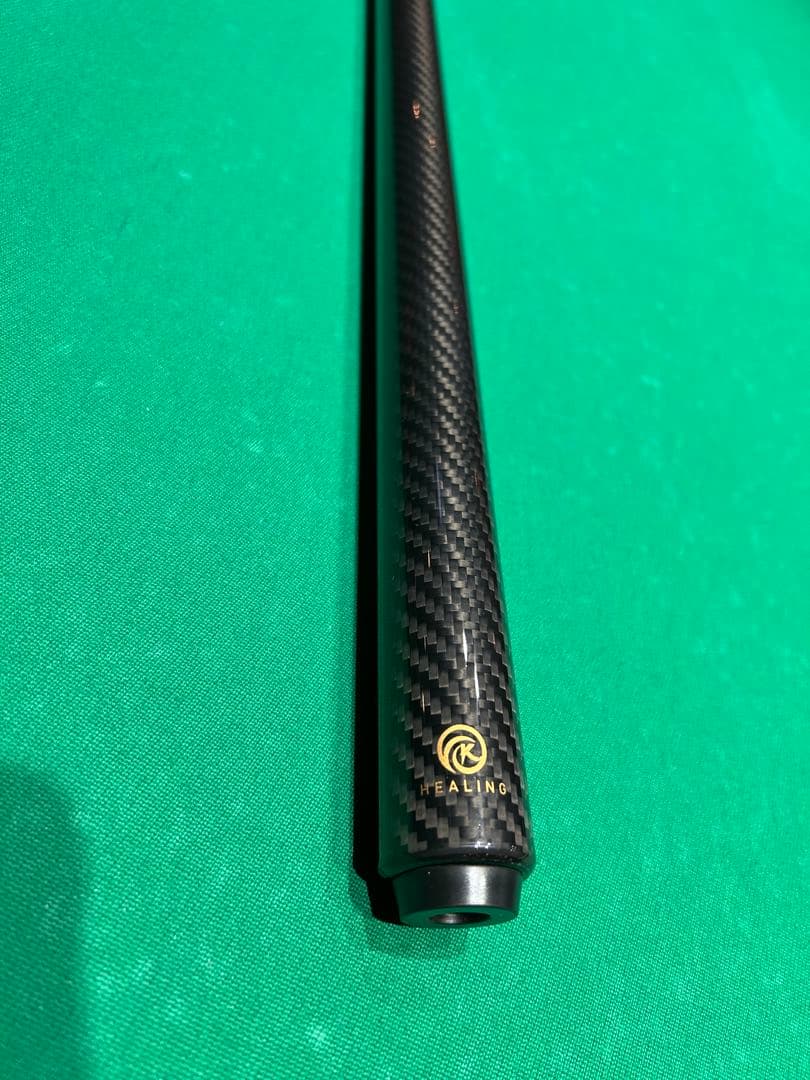 ビリヤードキュー　フルカーボン