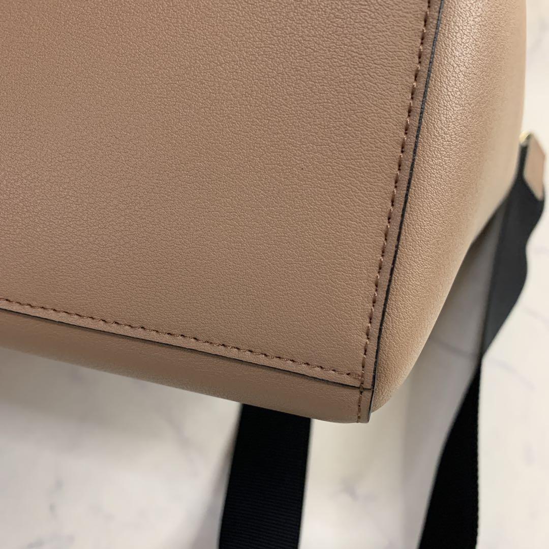 アニエスベー　ベージュ トート型ショルダーバッグ