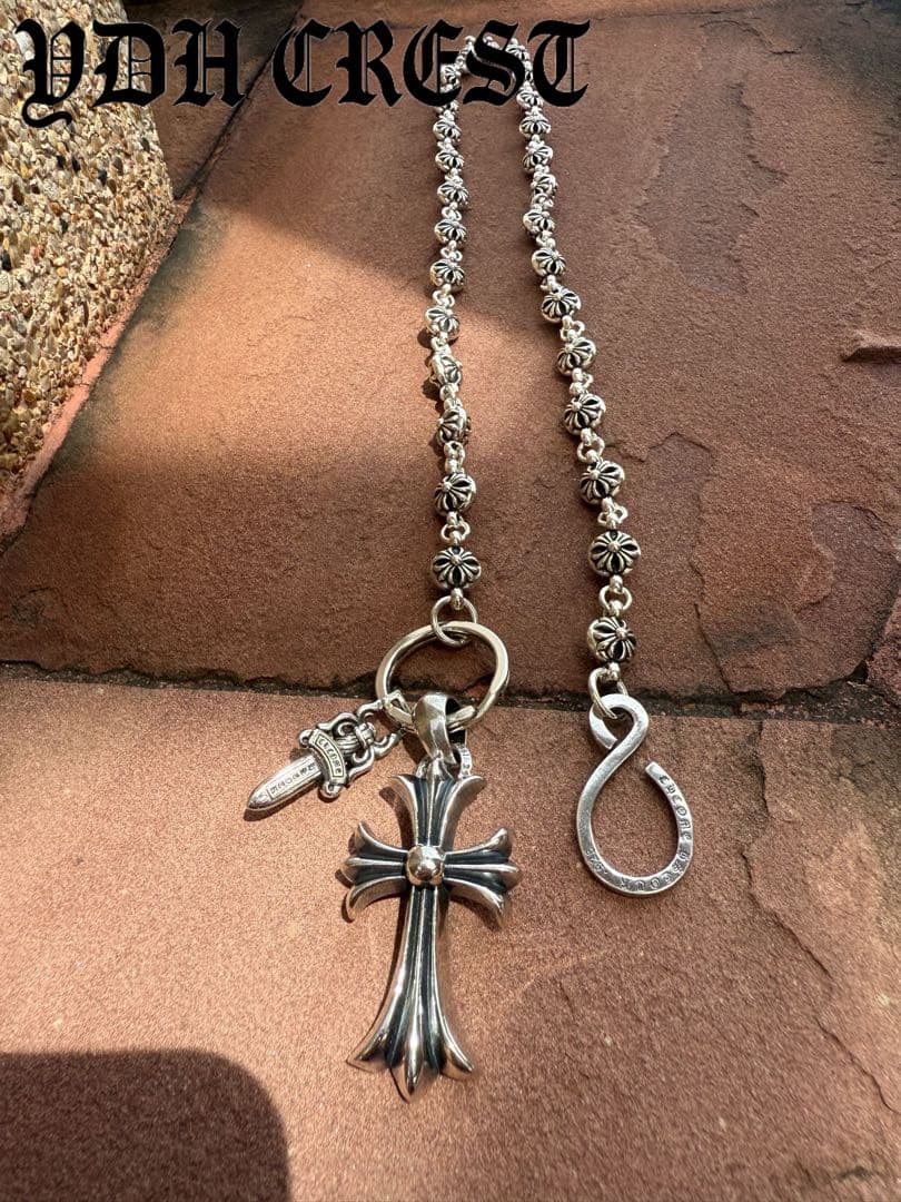 新入荷　バイカー必須　フラワークロスウォレットチェーン　刻印有り　MLCN04