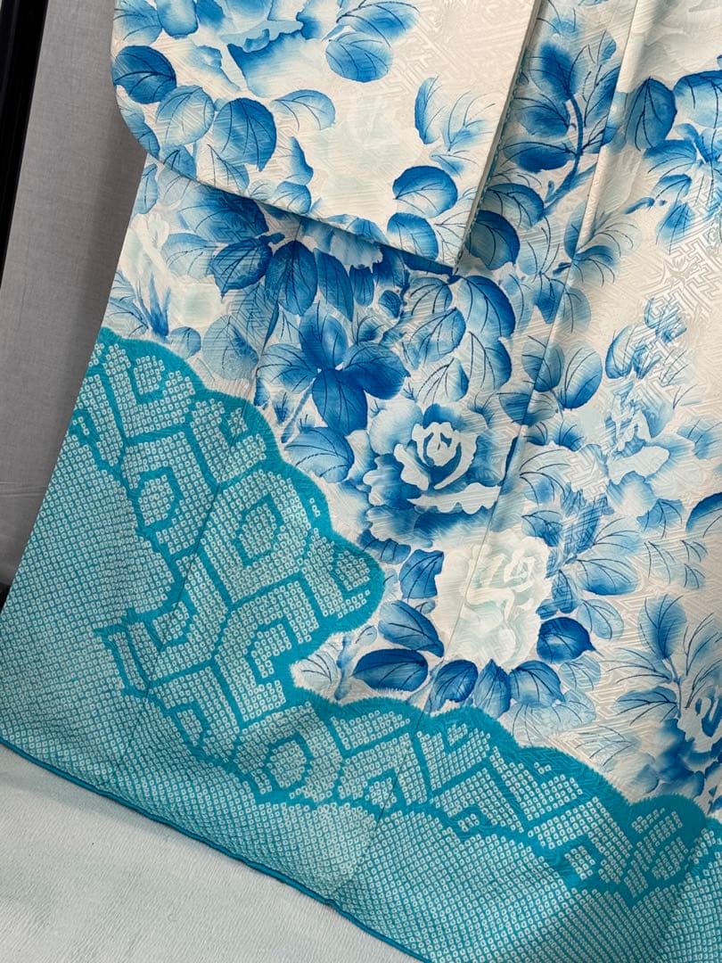 [ヴィンテージ] 振袖　正絹　白　水色　鹿の子絞り　成人式　結婚式　礼装　高身長