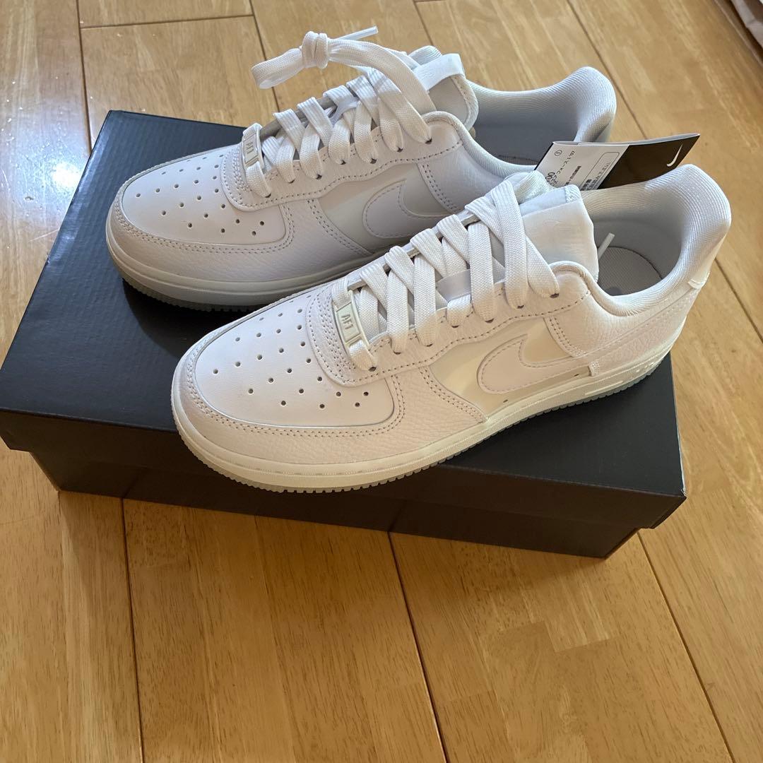 ナイキ　ウィメンズ エアフォース　IH3204-100 ホワイト　白　23cm