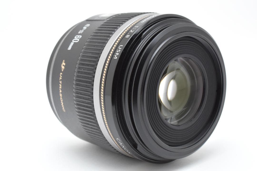 キャノン Canon EF-S 60mm F2.8 USM　単焦点マクロレンズ