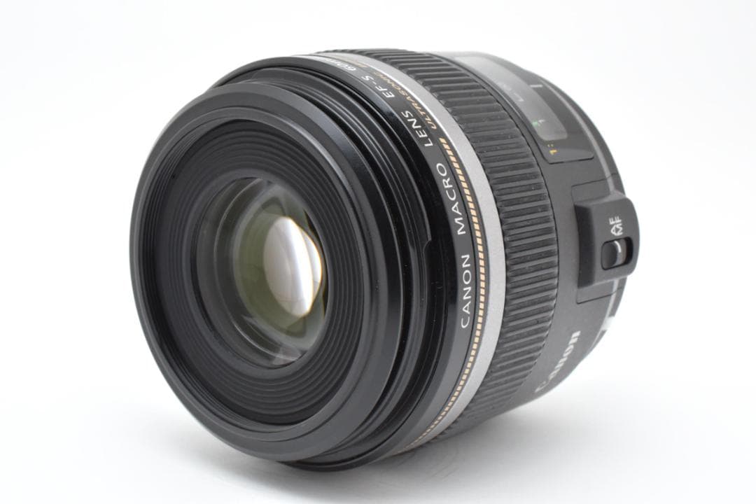 キャノン Canon EF-S 60mm F2.8 USM　単焦点マクロレンズ