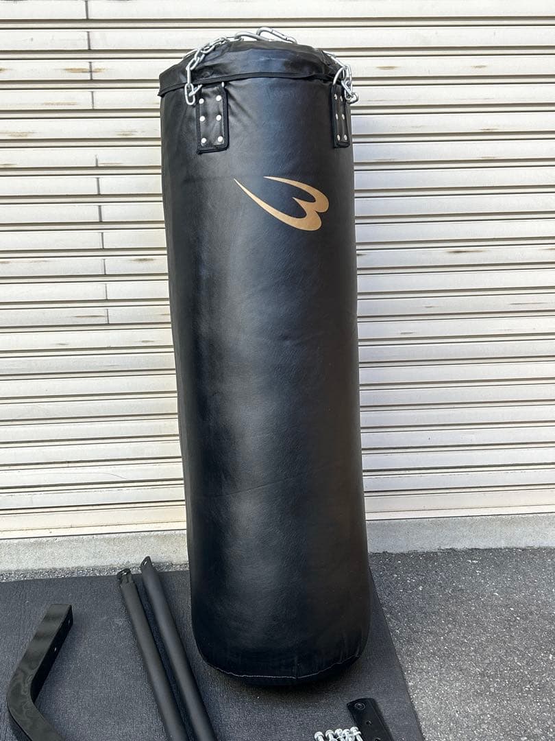 ボディメーカー　サンドバッグ　スタンド付　大阪近郊無料配達