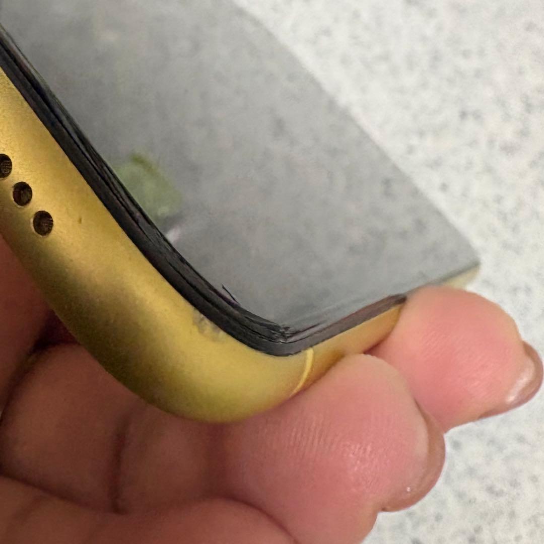 iPhone 11 128GB イエロー