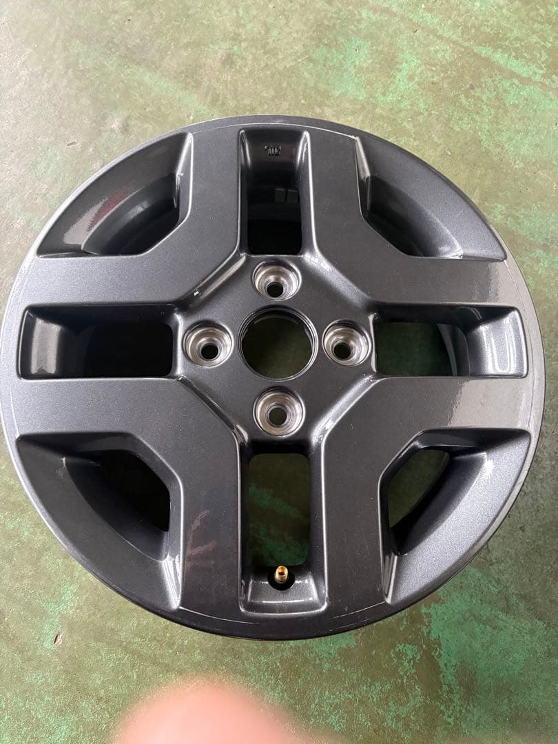 スズキ純正ホイール　スペーシアギア　二本のみ　キズあり