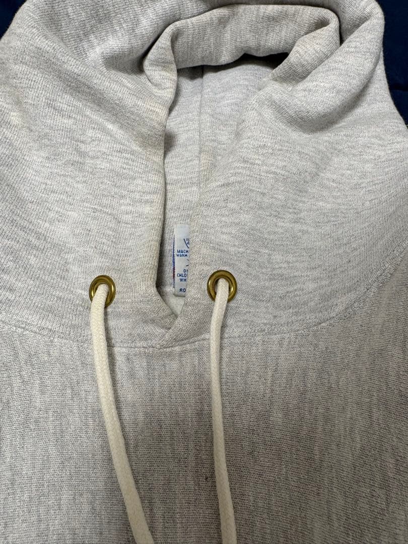 Champion グレー フード付きパーカー　リバースウィーブ