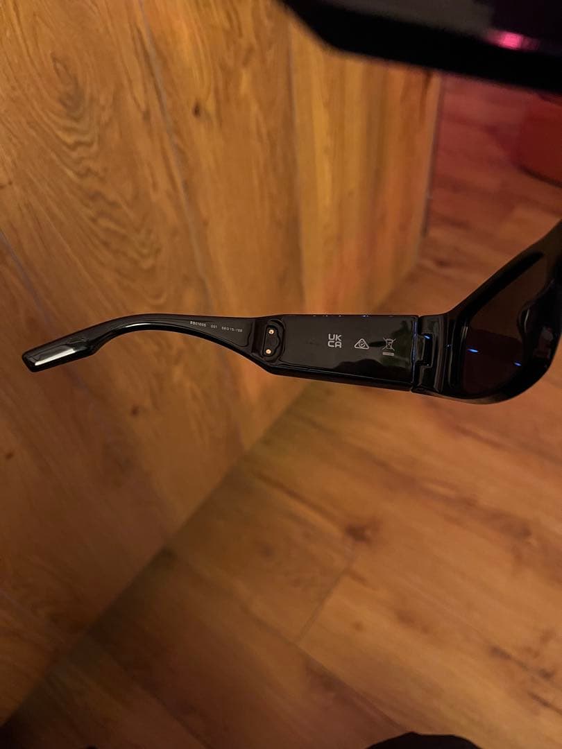 まいかBALENCIAGA LED FRAME サングラス