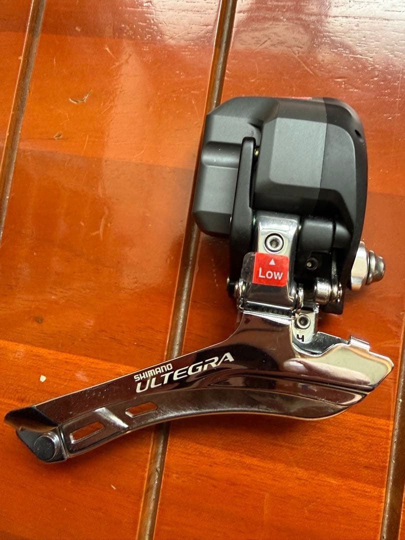 SHIMANO ULTEGRA 電子式フロントディレイラー