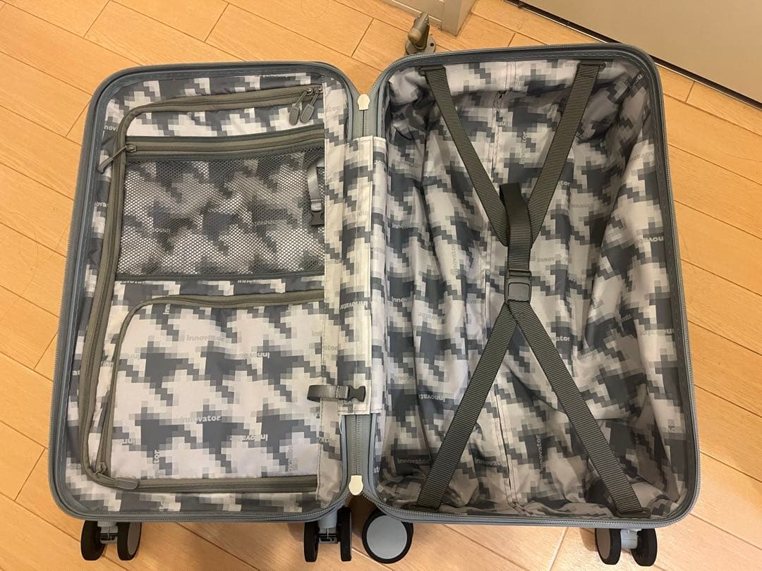 イノベーター　キャリーケース　ベーシック　クラウドグレー　45L