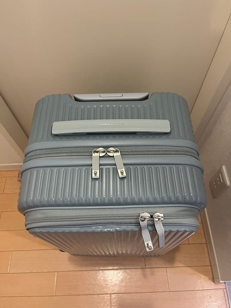 イノベーター　キャリーケース　ベーシック　クラウドグレー　45L