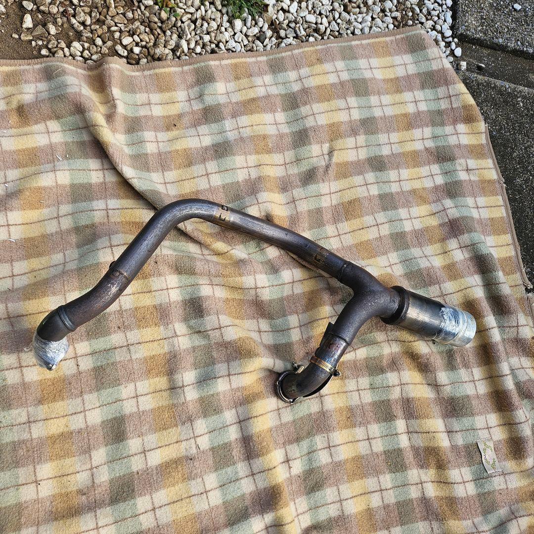 ナイトスターRH975マフラー 【エキパイ〜触媒】