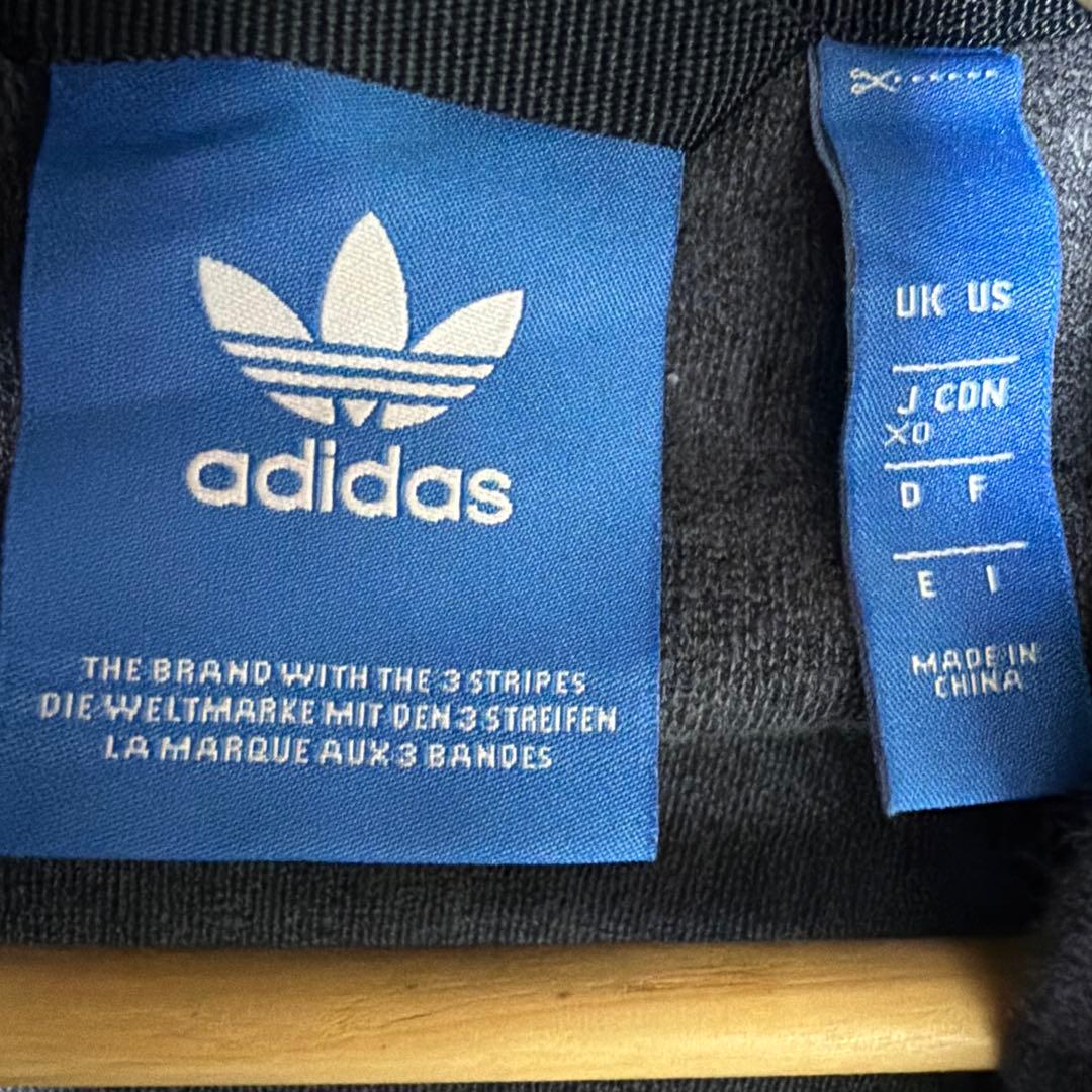 adidas ベロア　セットアップジャージ