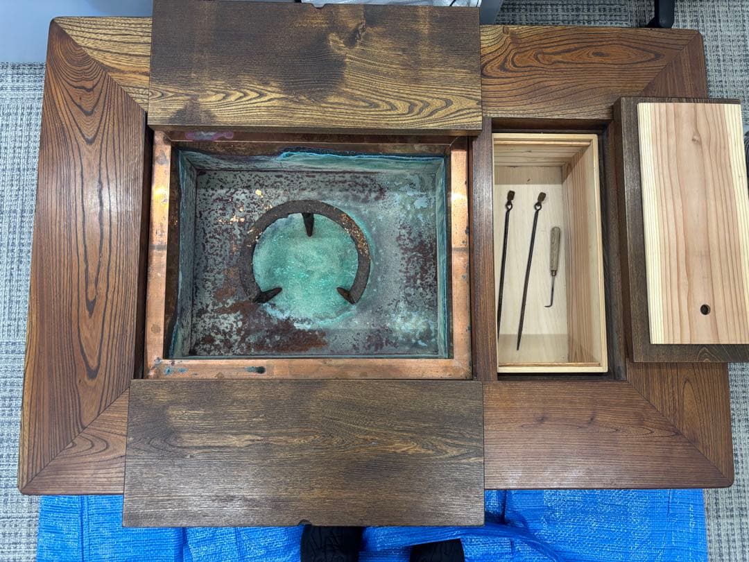 囲炉裏付きローテーブル　アンティーク