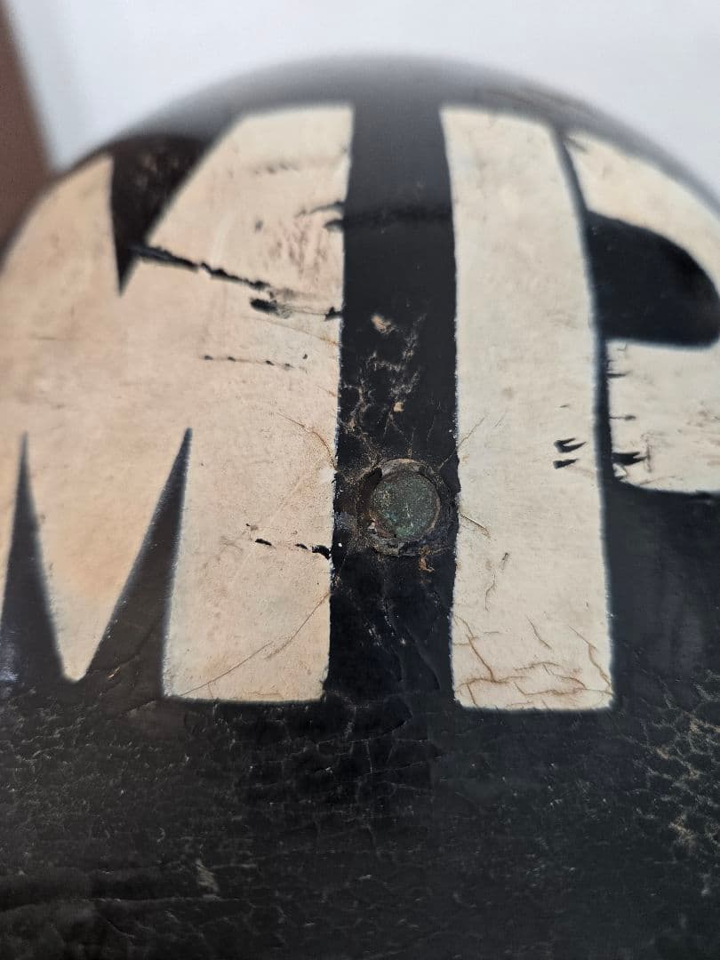 実物　米軍憲兵隊(MP)ヘルメット　オリジナルペイント