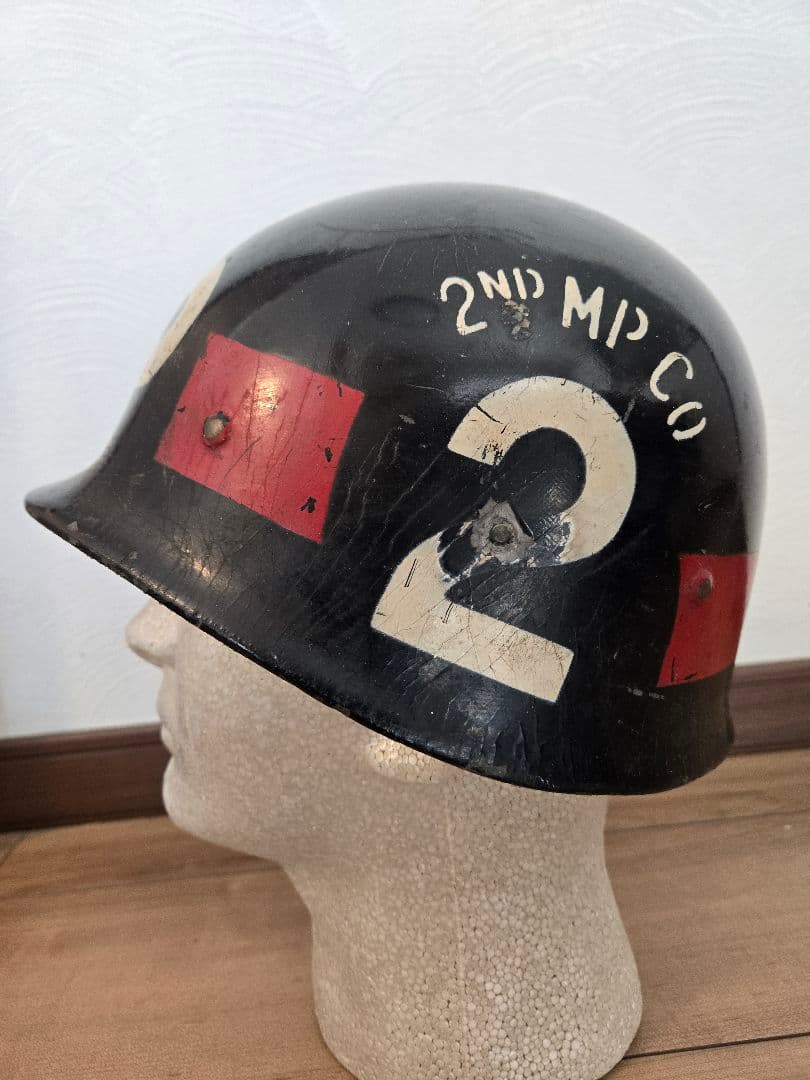 実物　米軍憲兵隊(MP)ヘルメット　オリジナルペイント