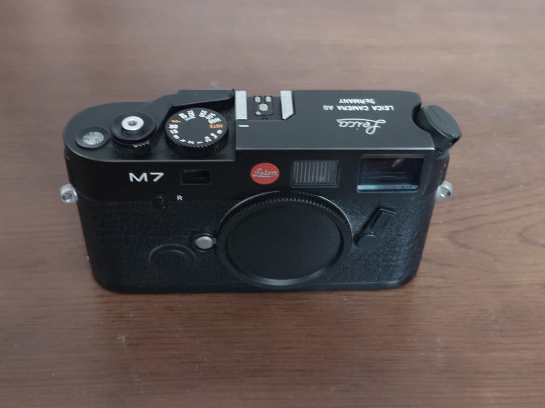 ライカM7 0.72　ズミクロン35mmF2　純正フラッシュなど多数おまけ付