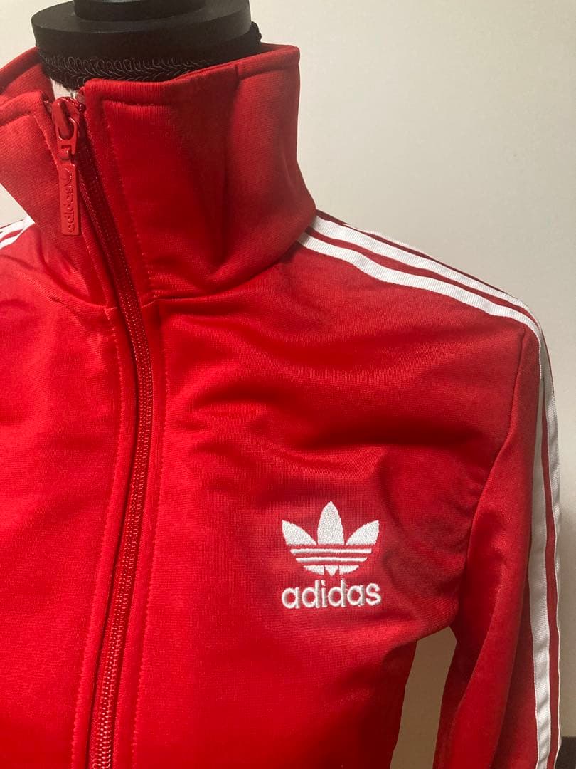 adidas レッド ジップアップジャージ　美品