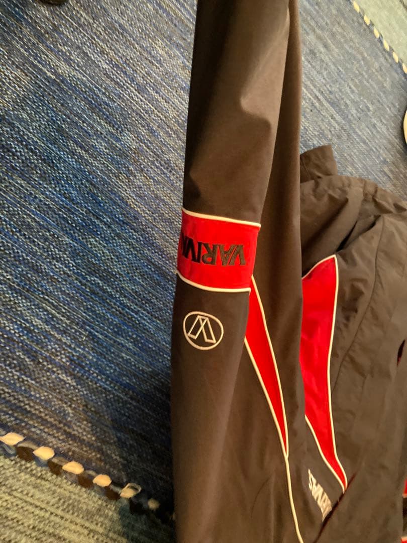 VARIVAS GORE-TEX レインウェア 黒/赤