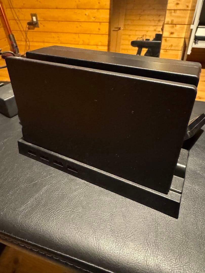 Nintendo Switch 青赤本体セット ネオンカラーカバー付き