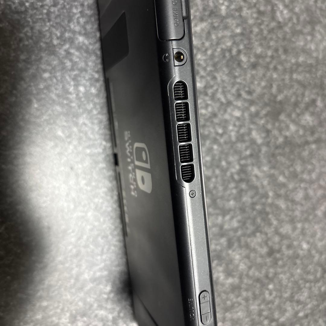 Nintendo Switch 本体(本体ケース　ソフトケース付き)