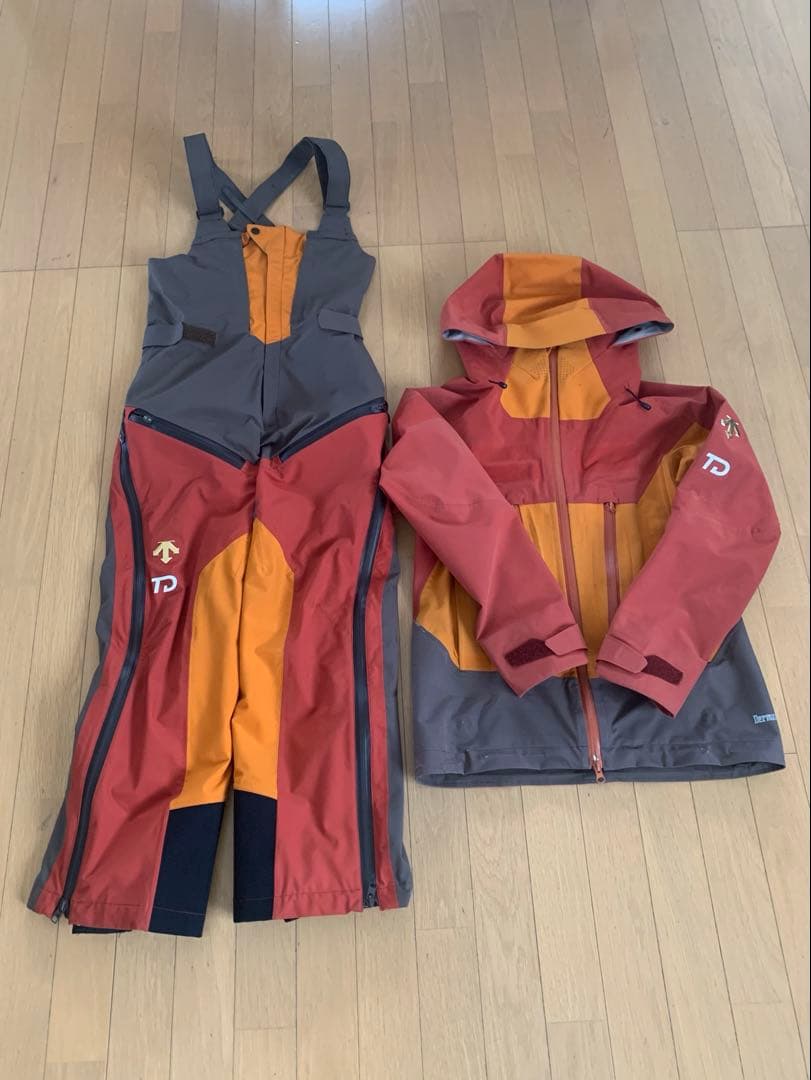 希少！TEAM DESCENTE スキーウェア2024非売品SSサイズ選手用