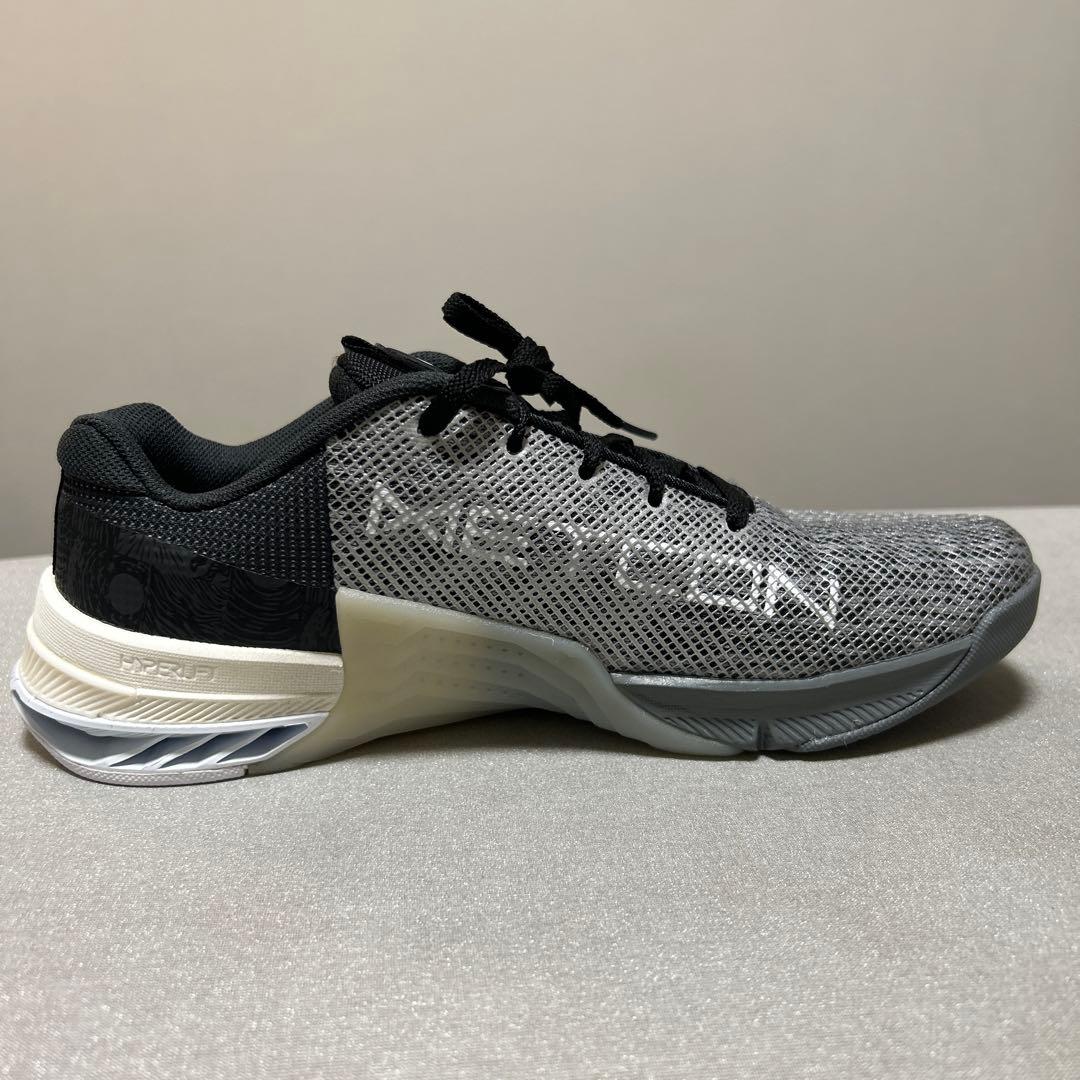 ウエイトトレーニング NIKE Metcon 8