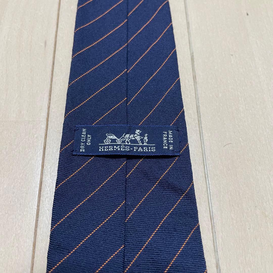 【希少 KISS柄 美品】HERMES エルメス ネクタイ 紺 ネイビー系 通勤