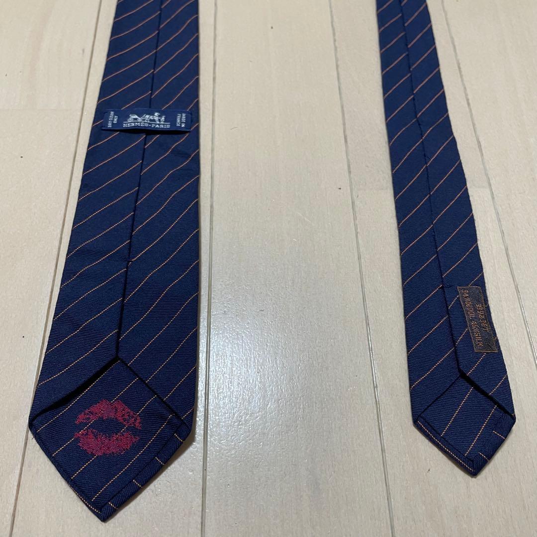 【希少 KISS柄 美品】HERMES エルメス ネクタイ 紺 ネイビー系 通勤