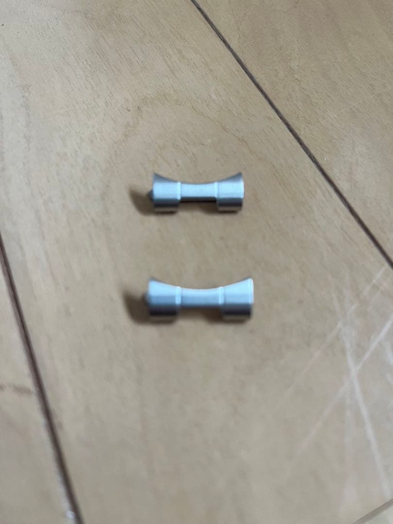 OUTLINE アウトライン　リベット ブレスレット