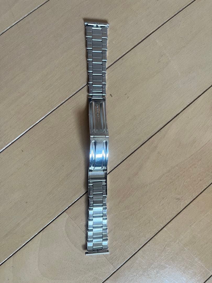 OUTLINE アウトライン　リベット ブレスレット