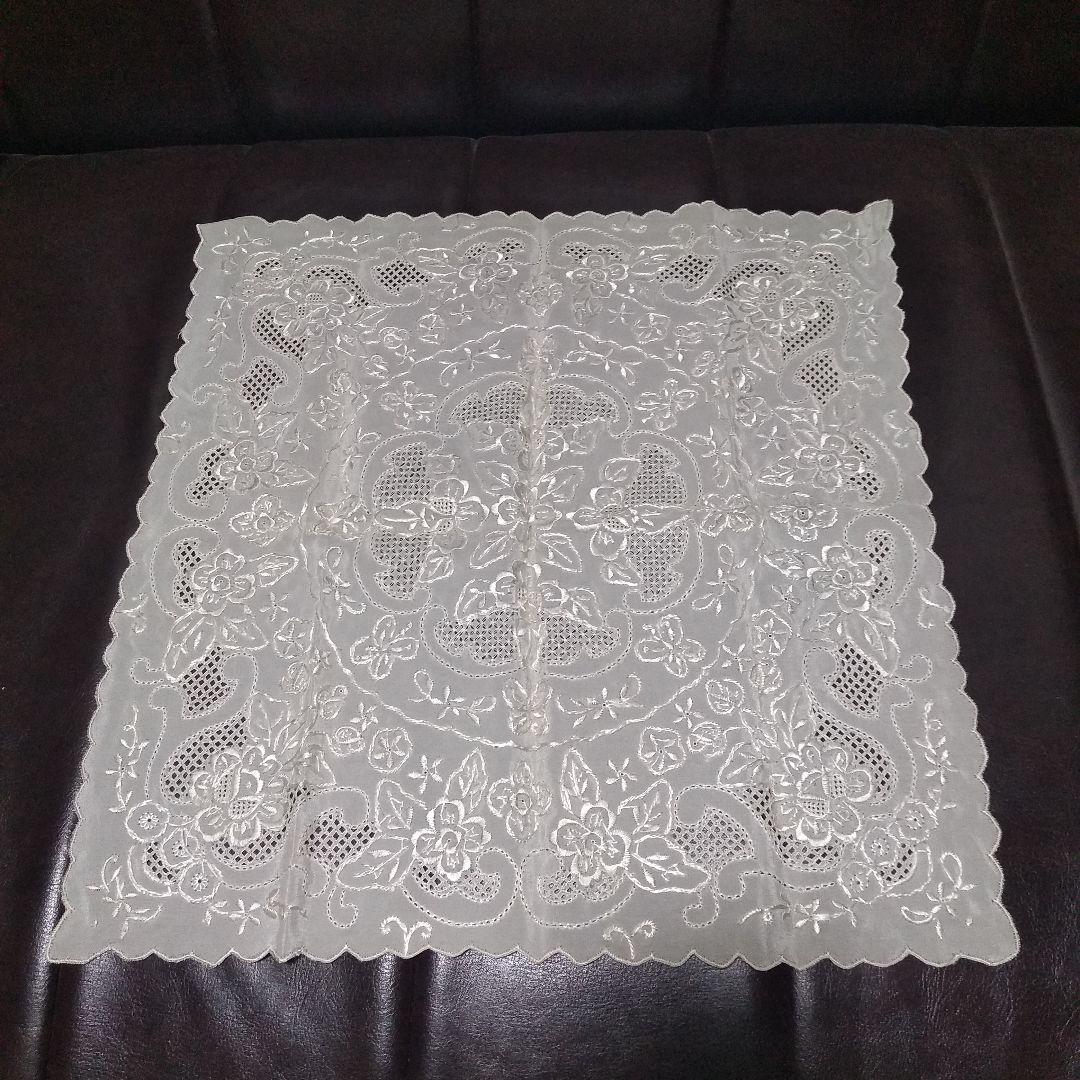 北朝鮮ハンドメイド刺繍ハンカチーフ