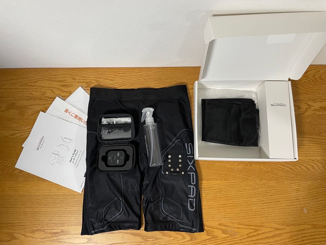 SIXPAD EMSトレーニングスーツ上下セット スーツM パンツLサイズ