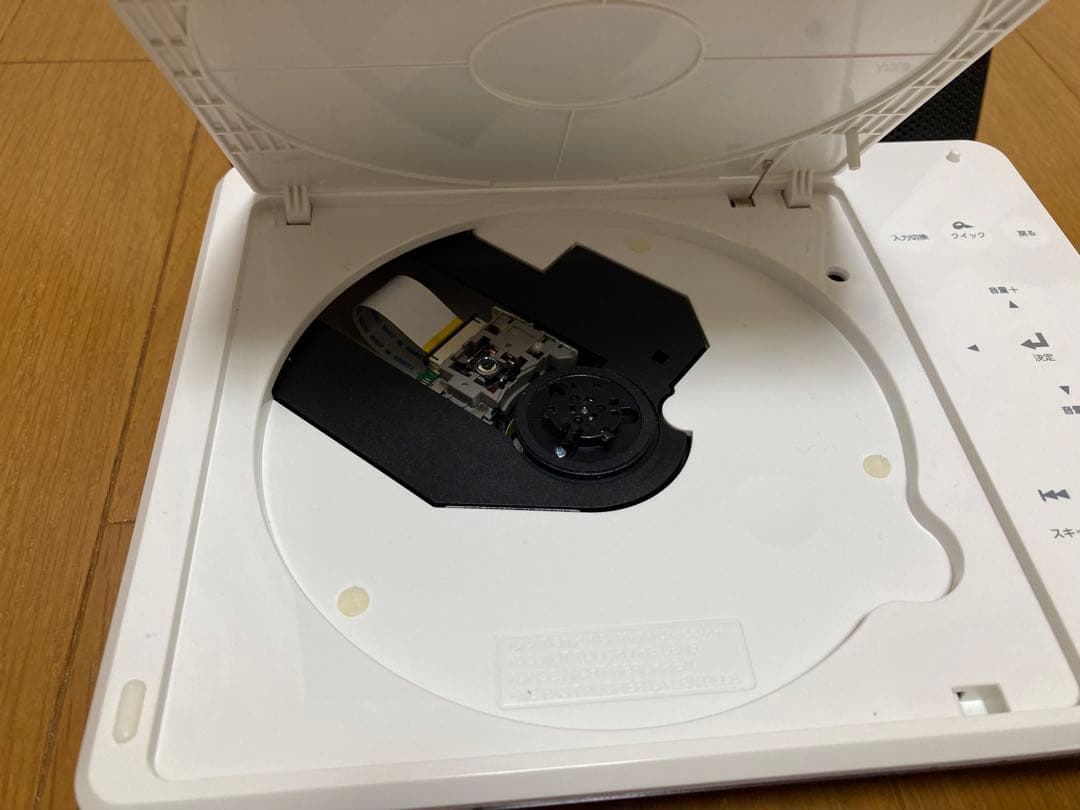 TOSHIBA REGZA レグザポータブルプレーヤー