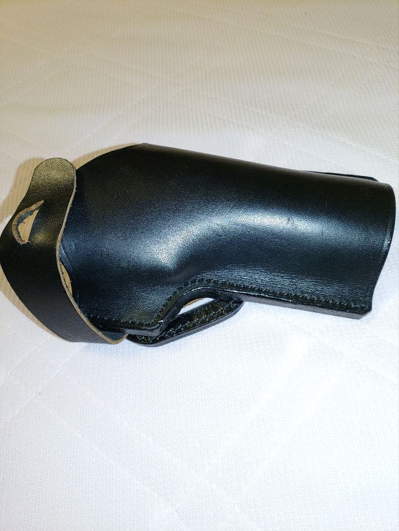 d*8様 「クライムハンター2」内 ジョウ河村使用 ストライカー 92Fヒップホ