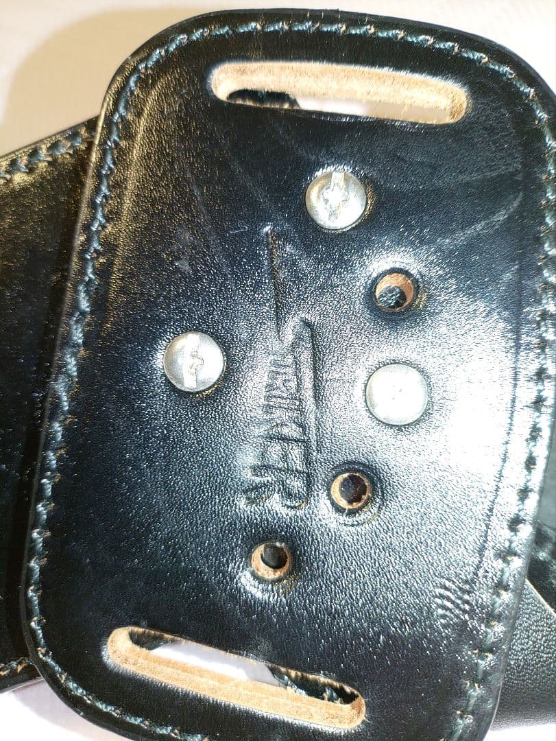 d*8様 「クライムハンター2」内 ジョウ河村使用 ストライカー 92Fヒップホ