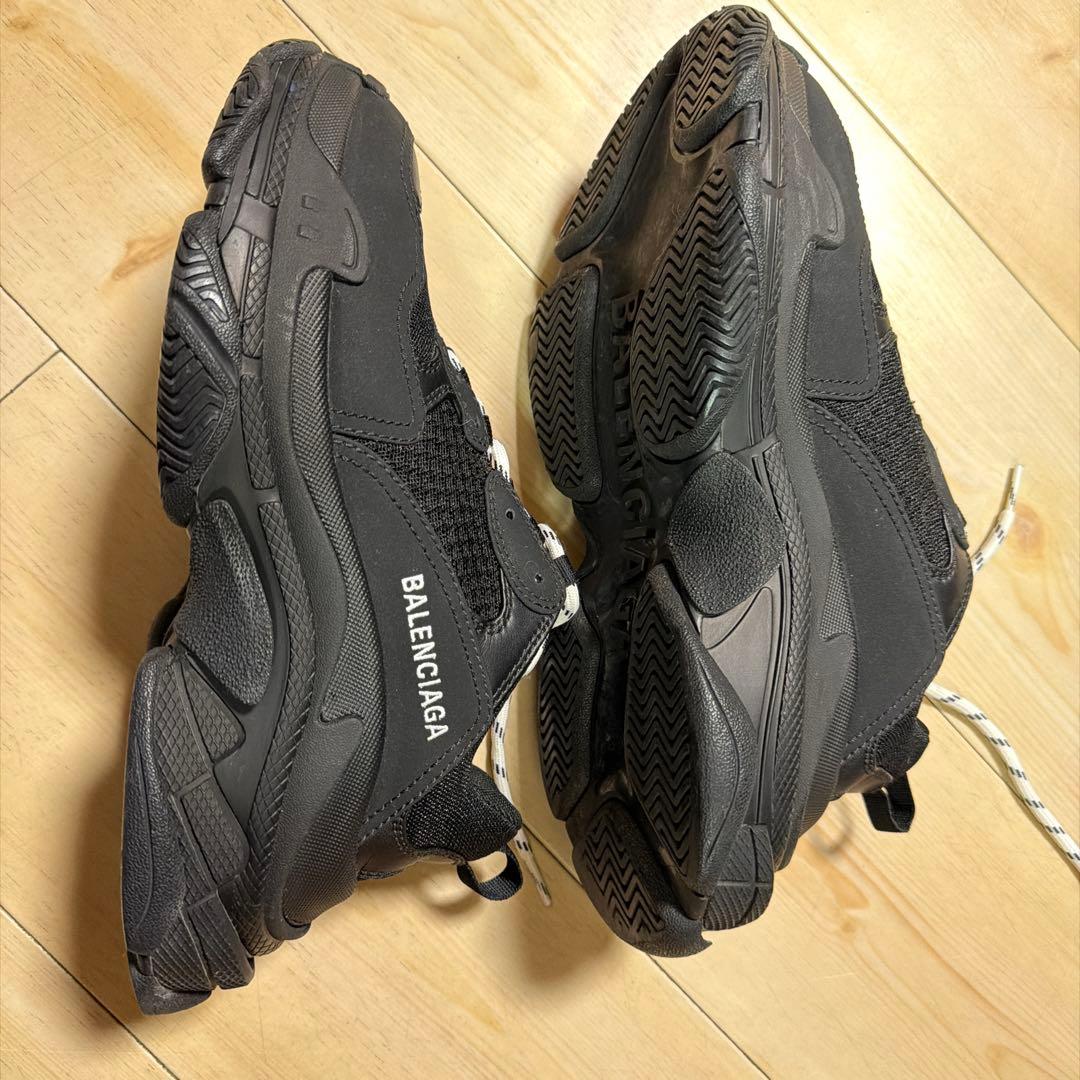 バレンシアガ　triples 38 25cm 黒　変え紐付き