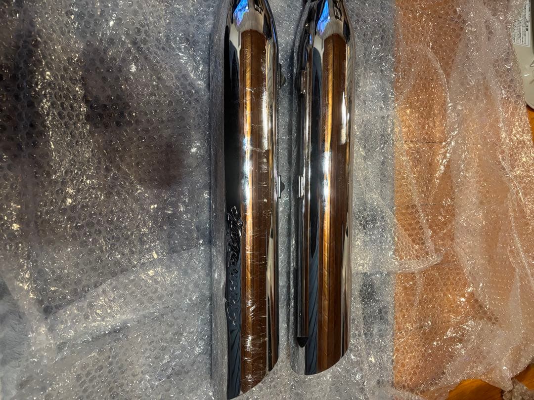 スクリーミンイーグルマフラー