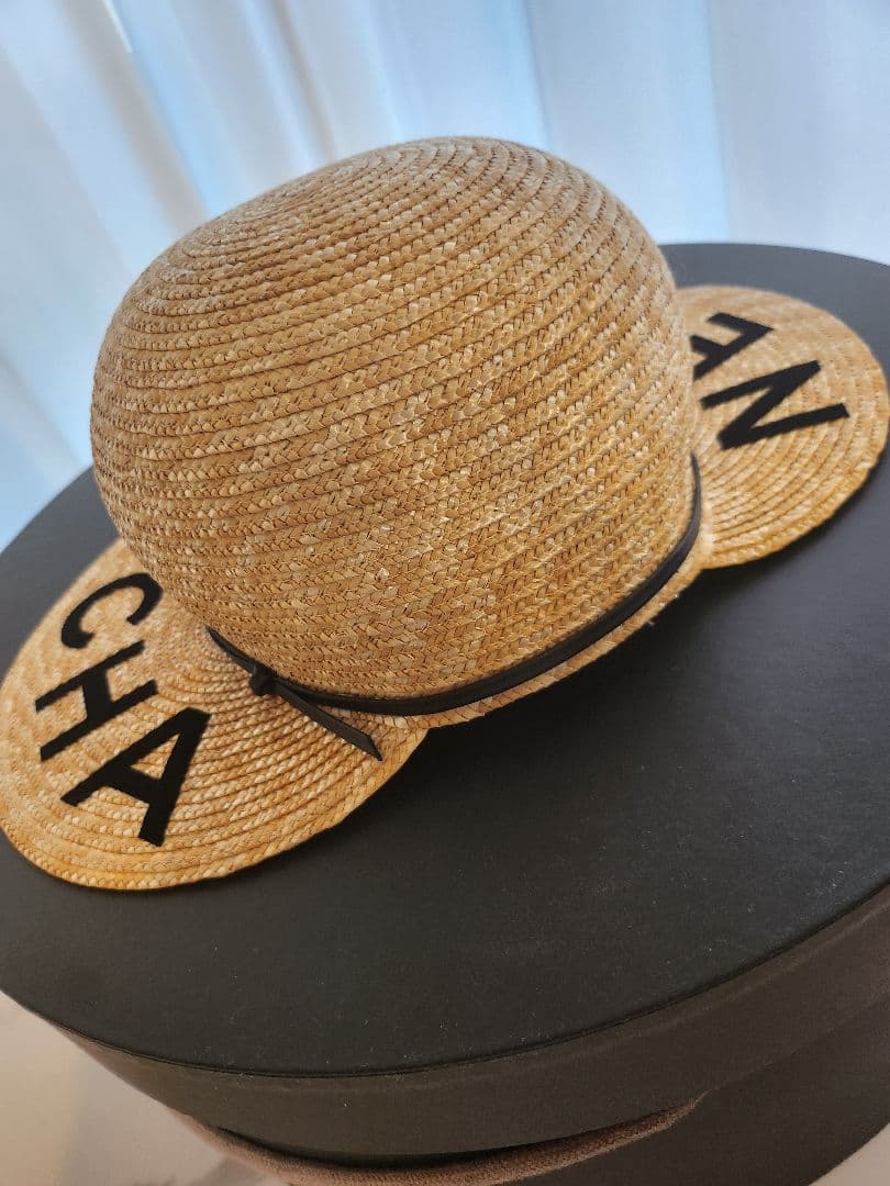 7*e様 CHANELシャネル 麦わら帽子 ベージュ 専用ボックス付き貴重