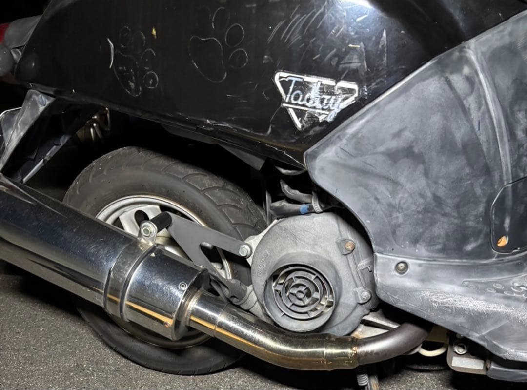 ホンダ　トゥディ　社外マフラー