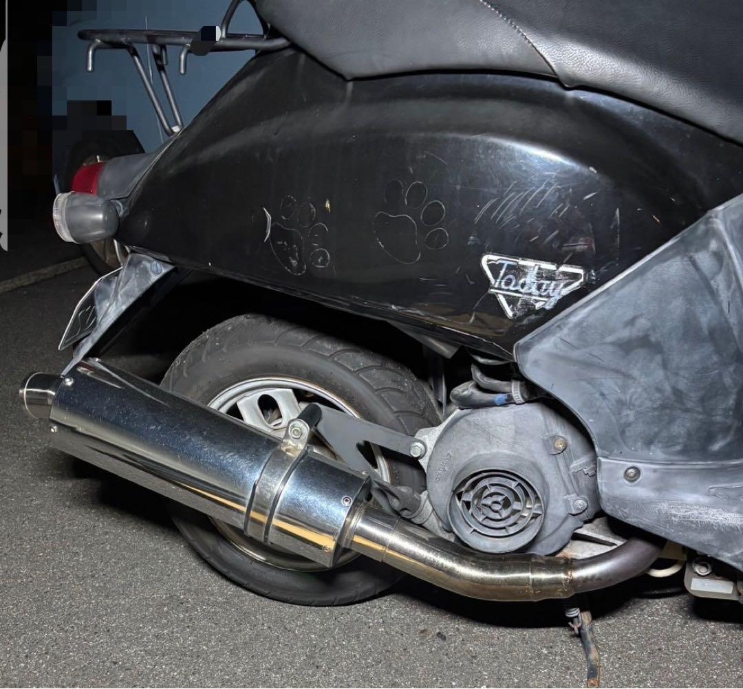 ホンダ　トゥディ　社外マフラー
