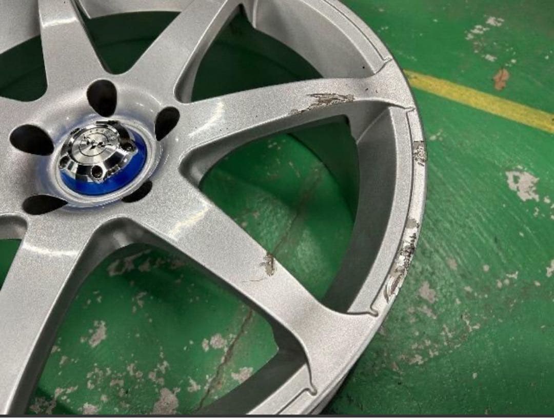 8072115)レイズRAYSベルサスコンピオナート18インチアルミホイールのみ