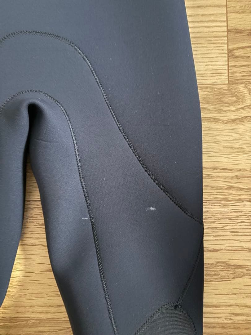 ウェットスーツ ジャーフル3✖️2 黒