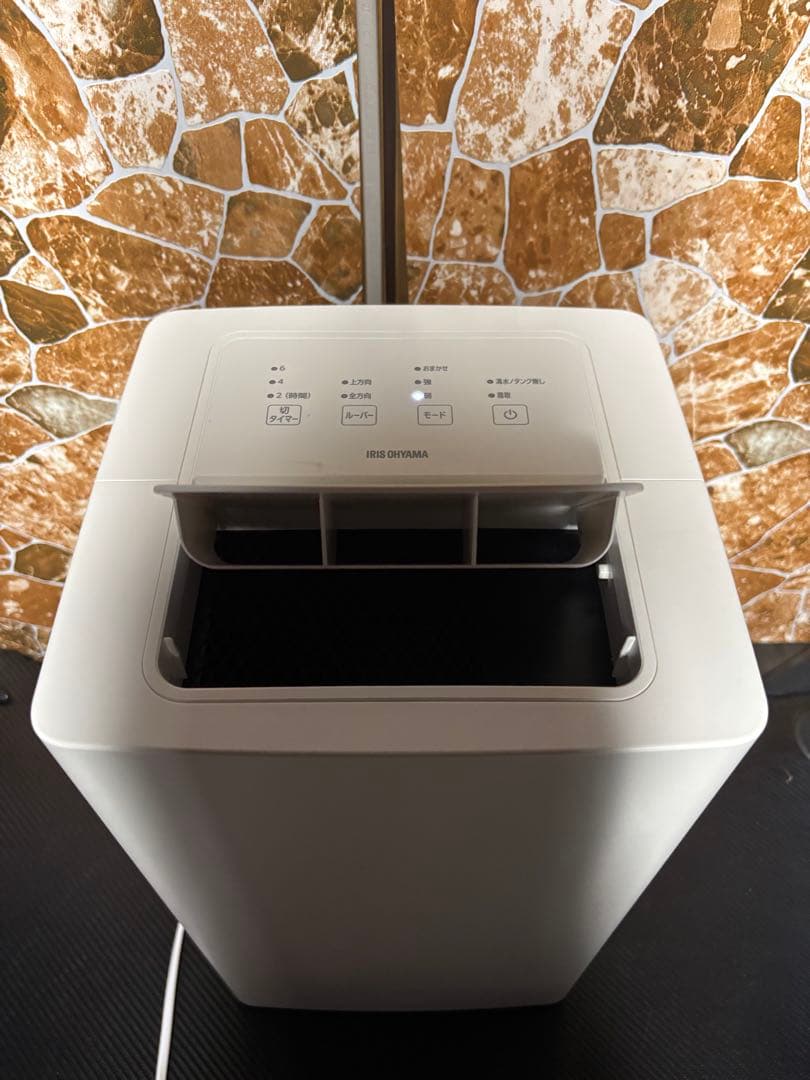 アイリスオーヤマ 衣類乾燥除湿機 KIJC-P70-W 2023年製