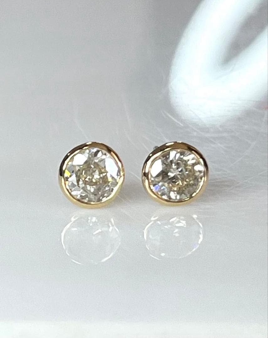 K18 天然ダイヤモンドフクリンピアス 計0.8ct 鑑別カード付き