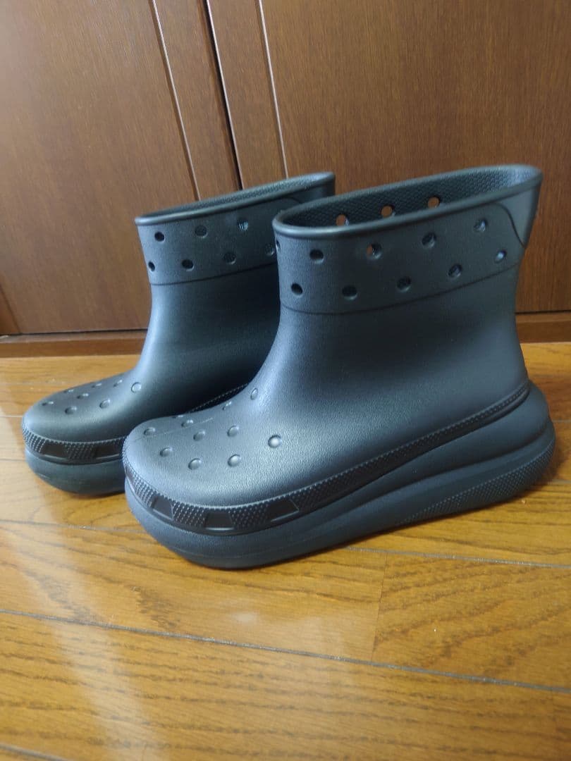 美品　crocs Crush Boot 超 厚底 レインシューズ　ウルマ