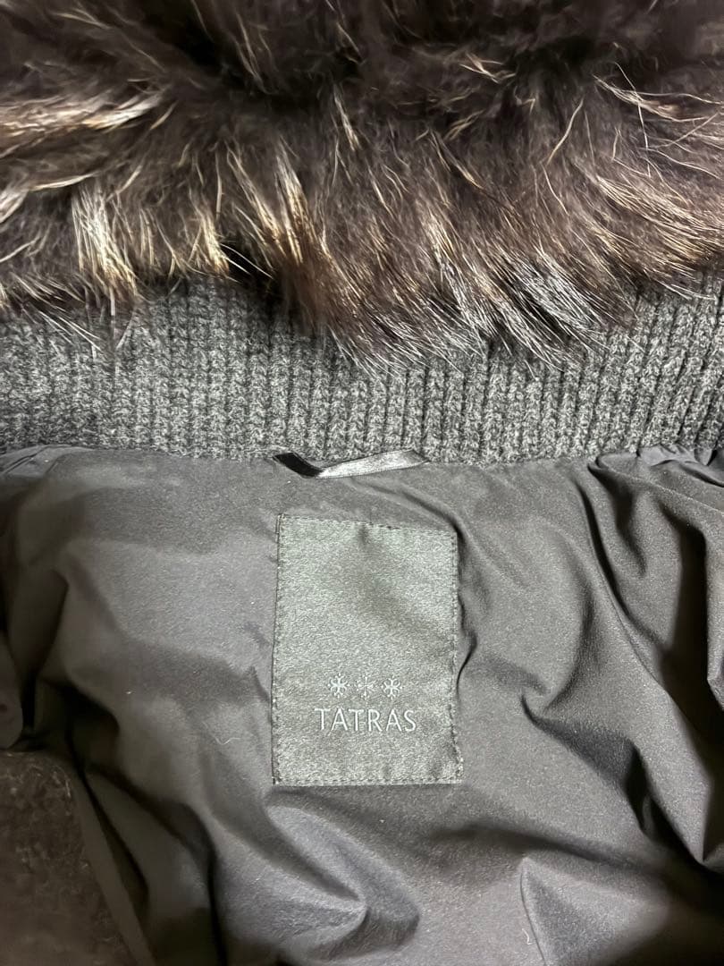 [週末限定][極美品] TATRAS LUSELAタトラス　ルセラ ダウンベスト