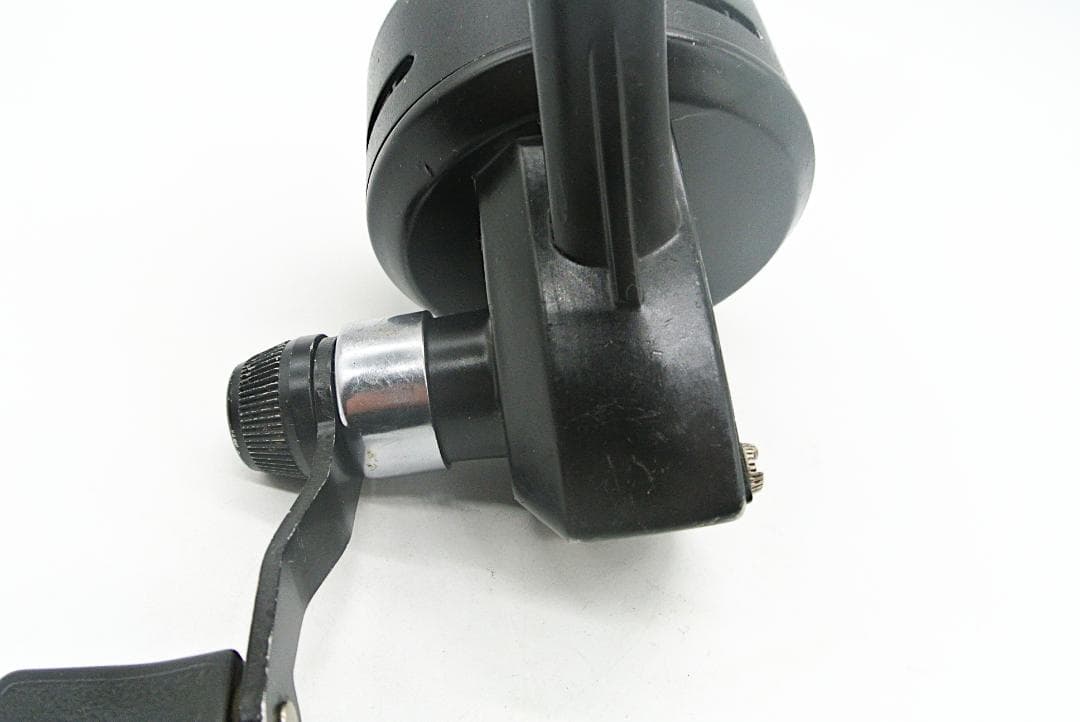 ABU 501 ダイレクトドライブ スピニングリール