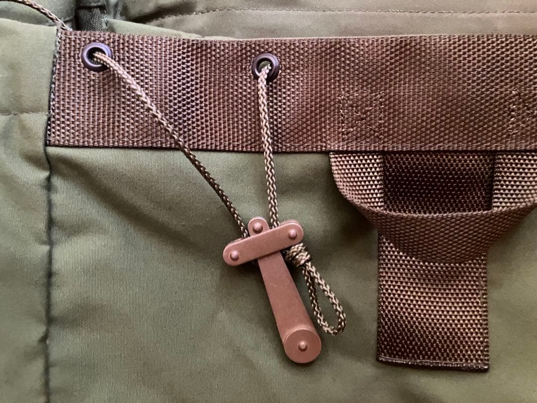 実物　スウェーデン軍　バックパック　フレーム付き