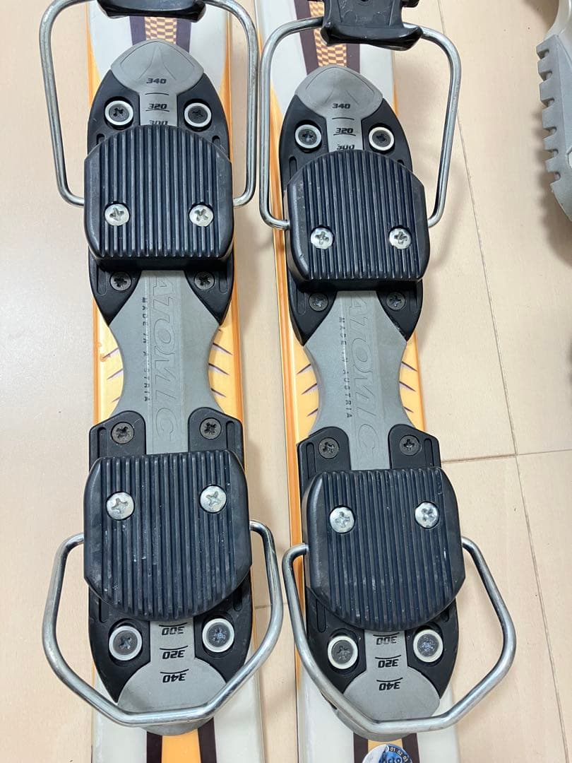 ATOMIC ショートスキー　スキーボード　 サロモン　 24 ブーツ　大阪